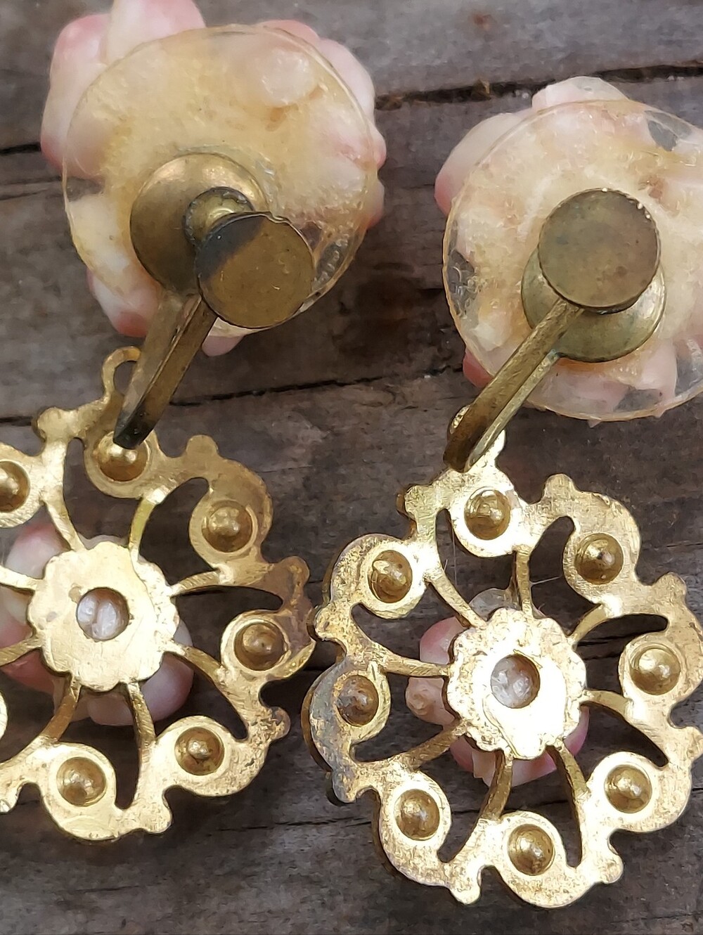 Vintage Pink Rose Cluster Drop Clip Earrings - Gold Tone - Picture 4 of 5